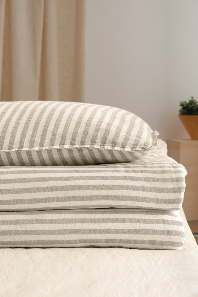 Moln Uno -100% Extra Pure Cotton, Yarn Dyed, Washed, Single Duvet Cover Set