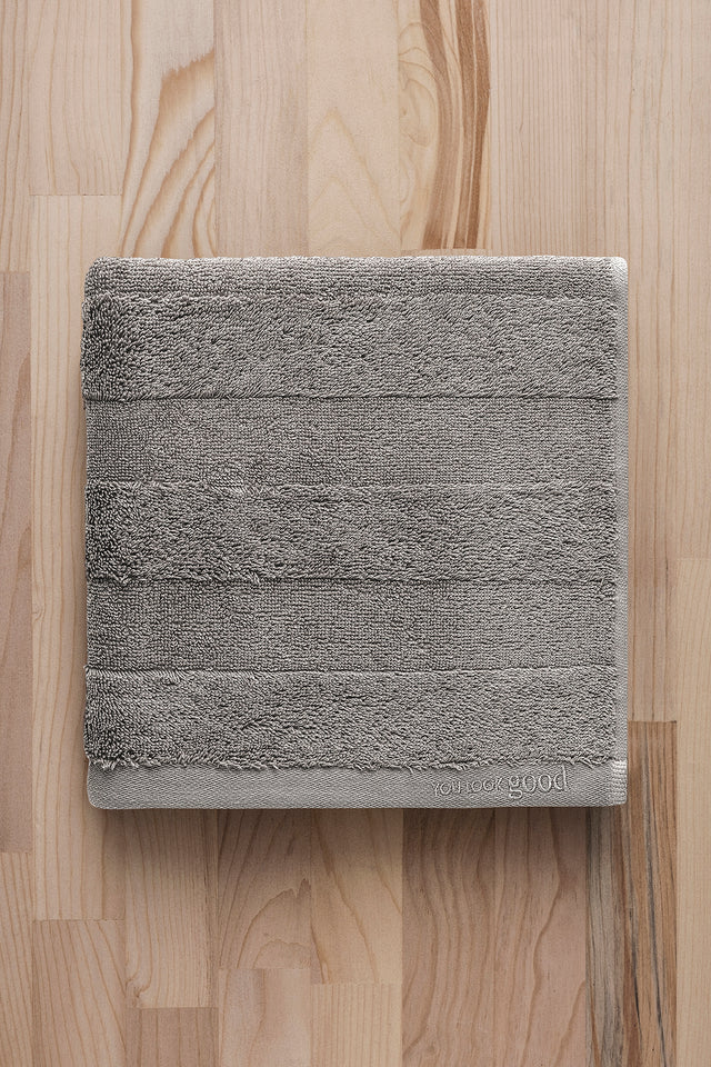 Mons Set 404 - 1 Piece 50x90 cm, 1 Piece 70x140 cm Premium Towel Set