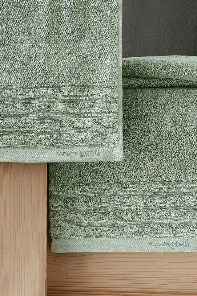 Lapis Set 303 - 1 Piece 50x90 cm, 1 Piece 70x140 cm Premium Towel Set