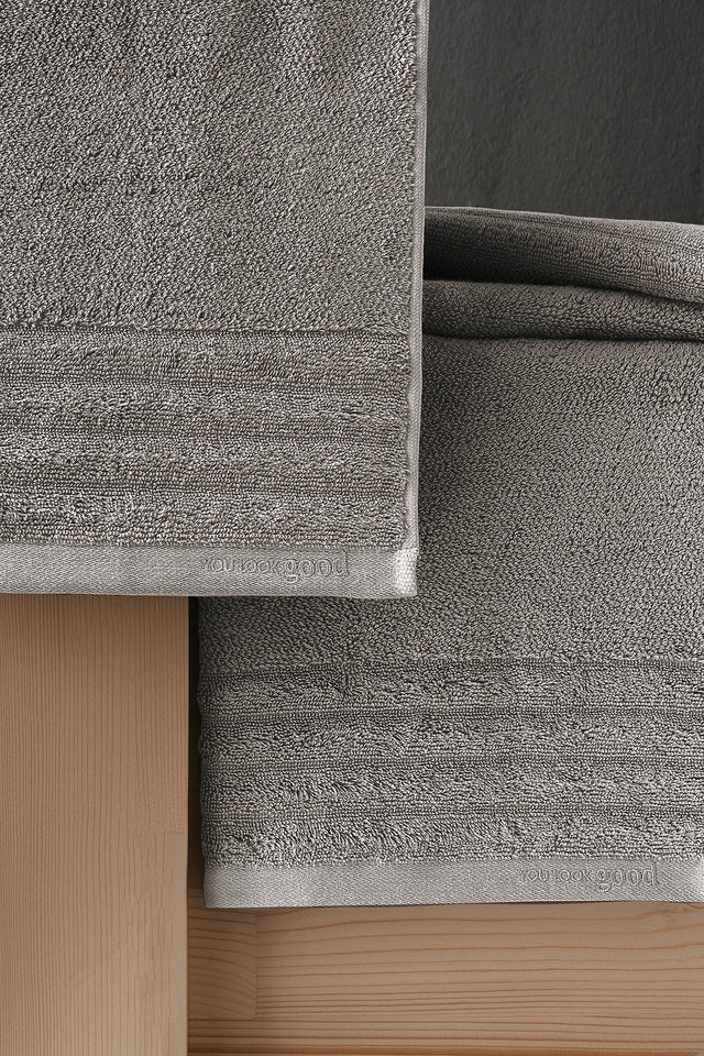 Lapis Set 404 - 1 Piece 50x90 cm, 1 Piece 70x140 cm Premium Towel Set