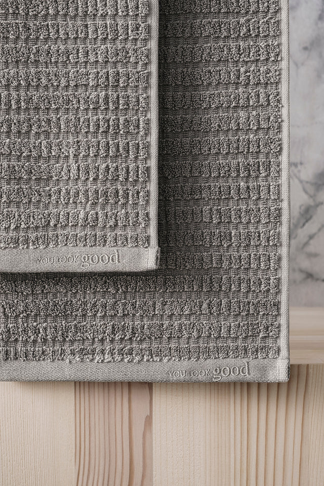 Penta Set 404 - 1 Piece 70x140 cm, 1 Piece 50x90 cm Premium Towel Set