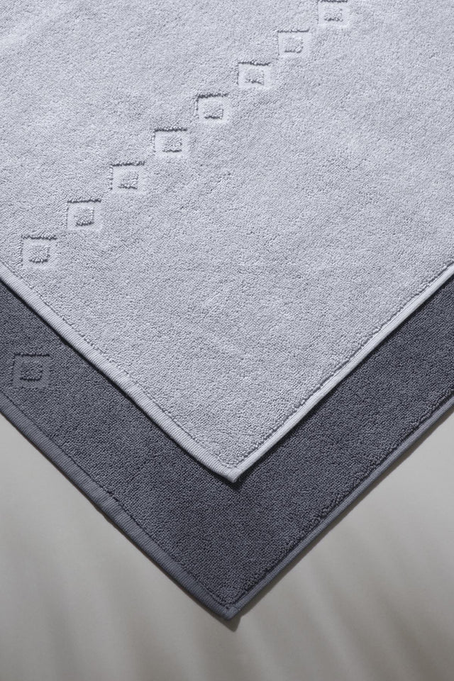 Oscuro X Bathmat Space - 50x75 cm Ayak Havlusu