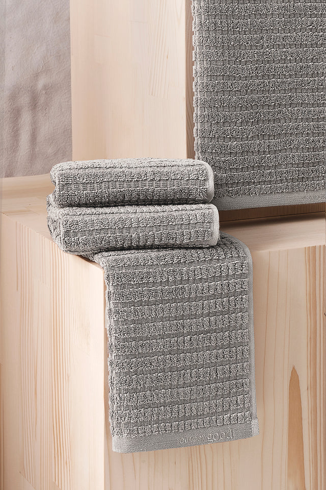 Penta Set 404 - 1 Adet 70x140 cm, 1 Adet 50x90 cm Premium Havlu Seti