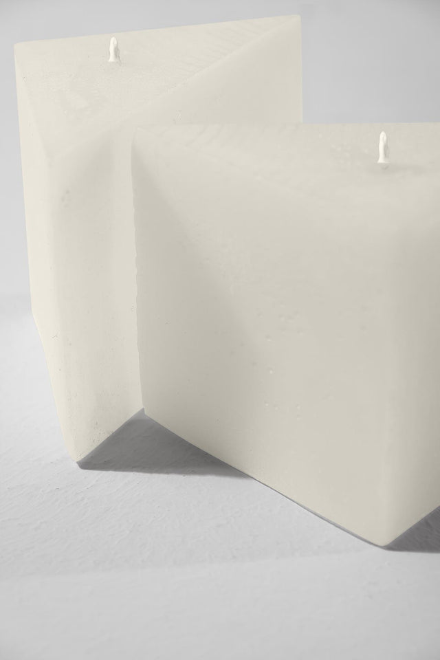 Mumm Ego - El Dökümü Üçgen/Kare Mum